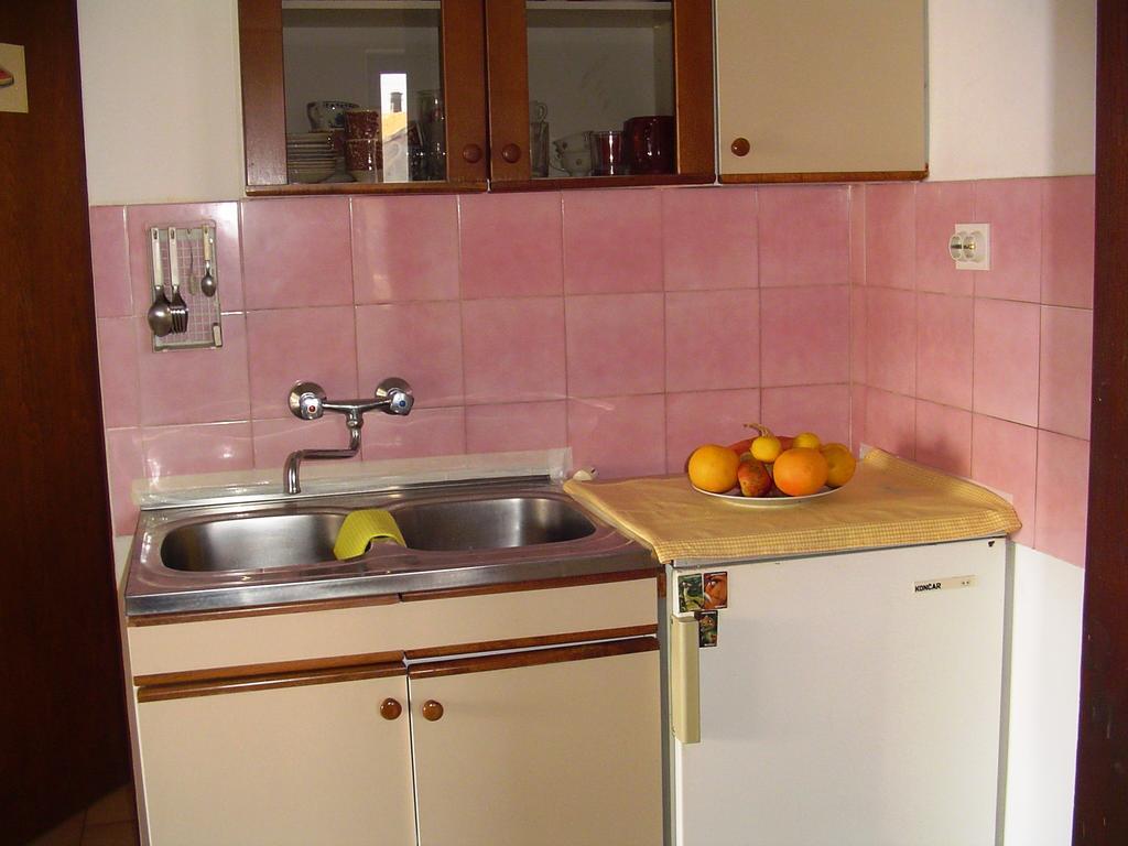Apartments Ana&Neso Pakoštane Zimmer foto