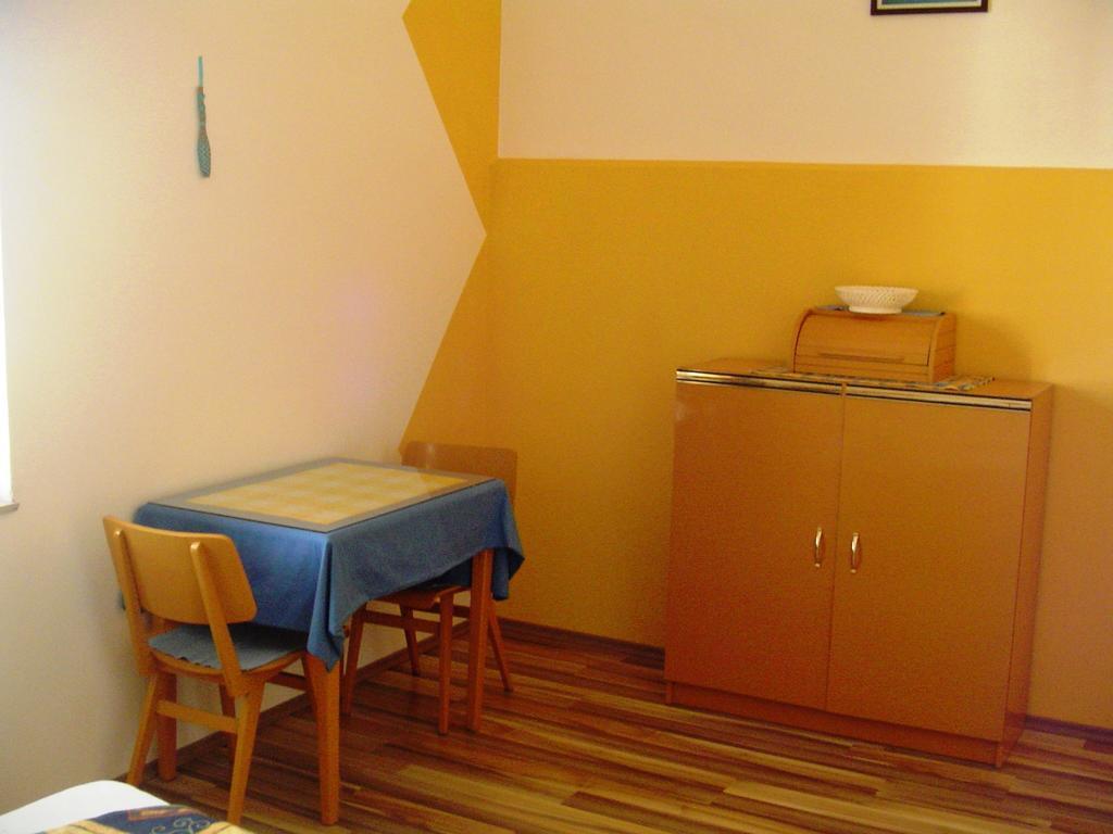 Apartments Ana&Neso Pakoštane Zimmer foto