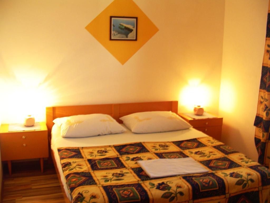 Apartments Ana&Neso Pakoštane Zimmer foto
